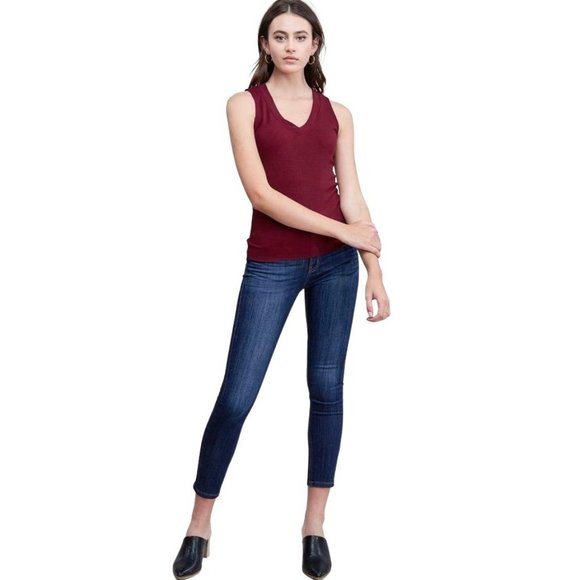 Merlot Red Ribbed Tank Top Shell Size S Pullover Sleeveless V Neck - Picture 2 of 7